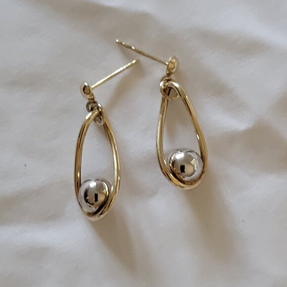 **SOLD**10k Solid Yellow & White Gold Dangle Earrings - Picture 3 of 8